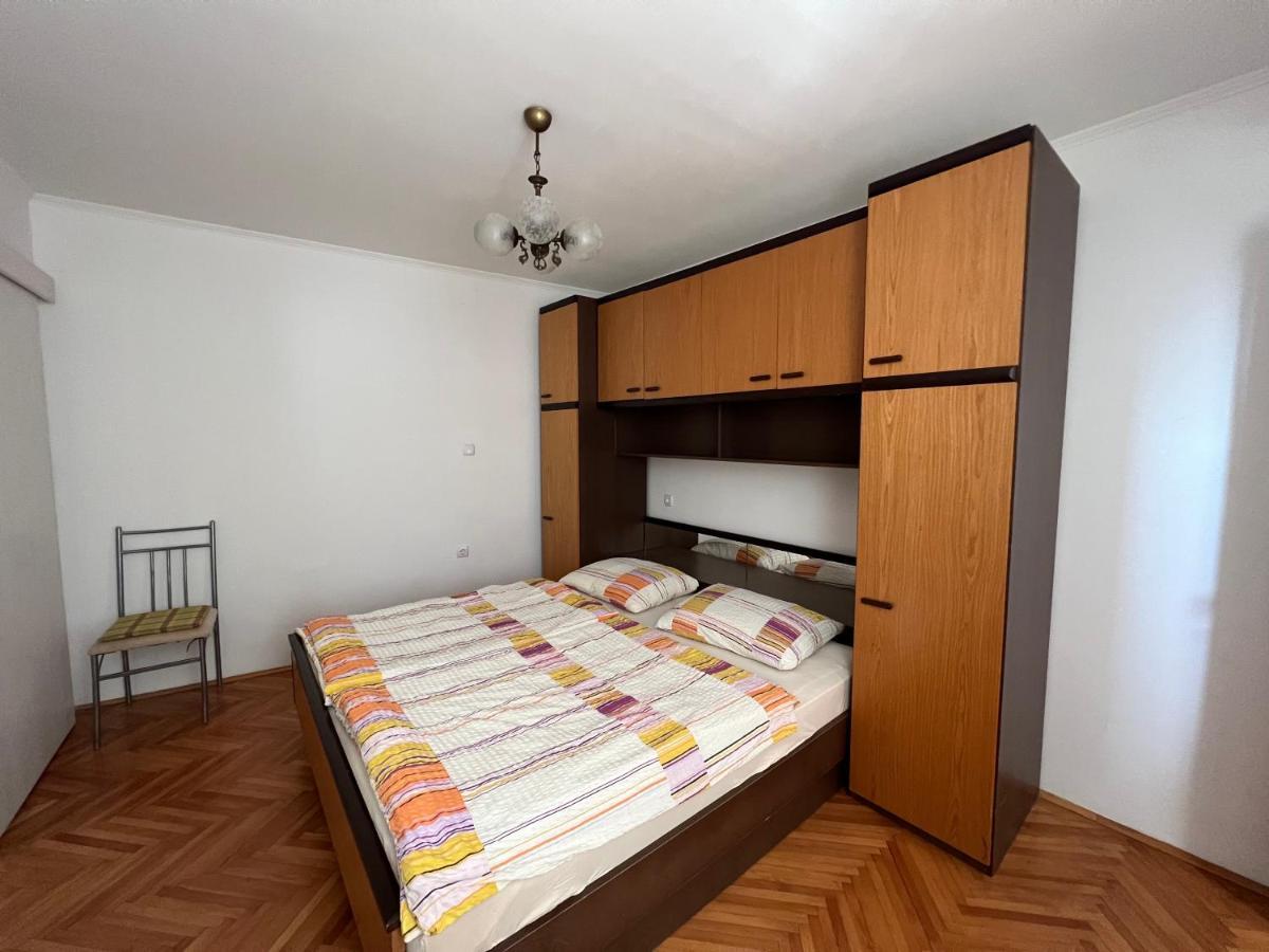 Apartments Matusan Palit Esterno foto