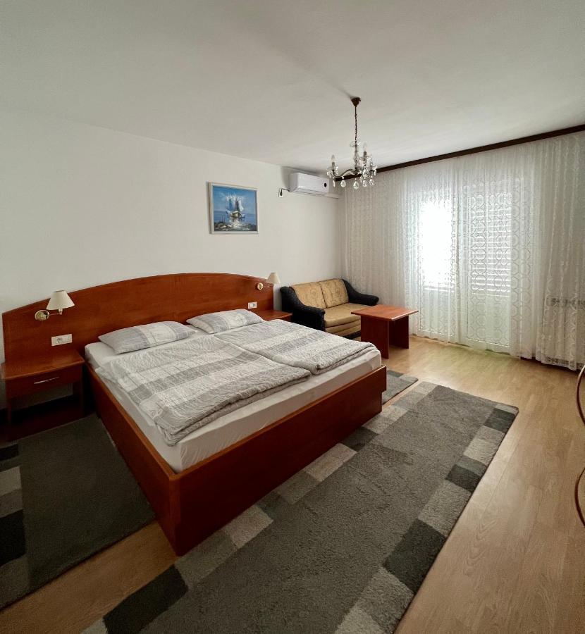 Apartments Matusan Palit Esterno foto